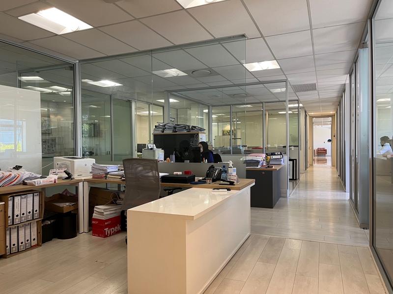 To Let commercial Property for Rent in Newlands Western Cape